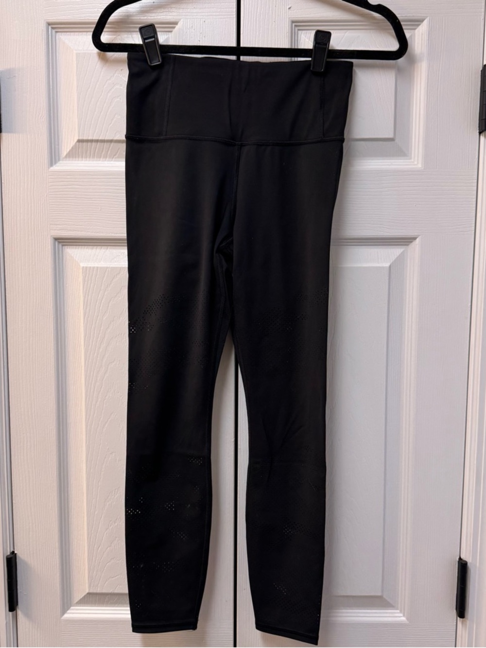 Athleta Persistence Camo Laser Cut 7/8 Tight